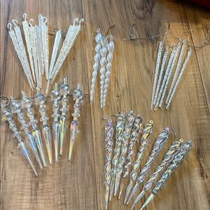34 Vintage Clear Plastic Iridescent  Twisted Icicle Christmas Tree Ornaments 🎄
